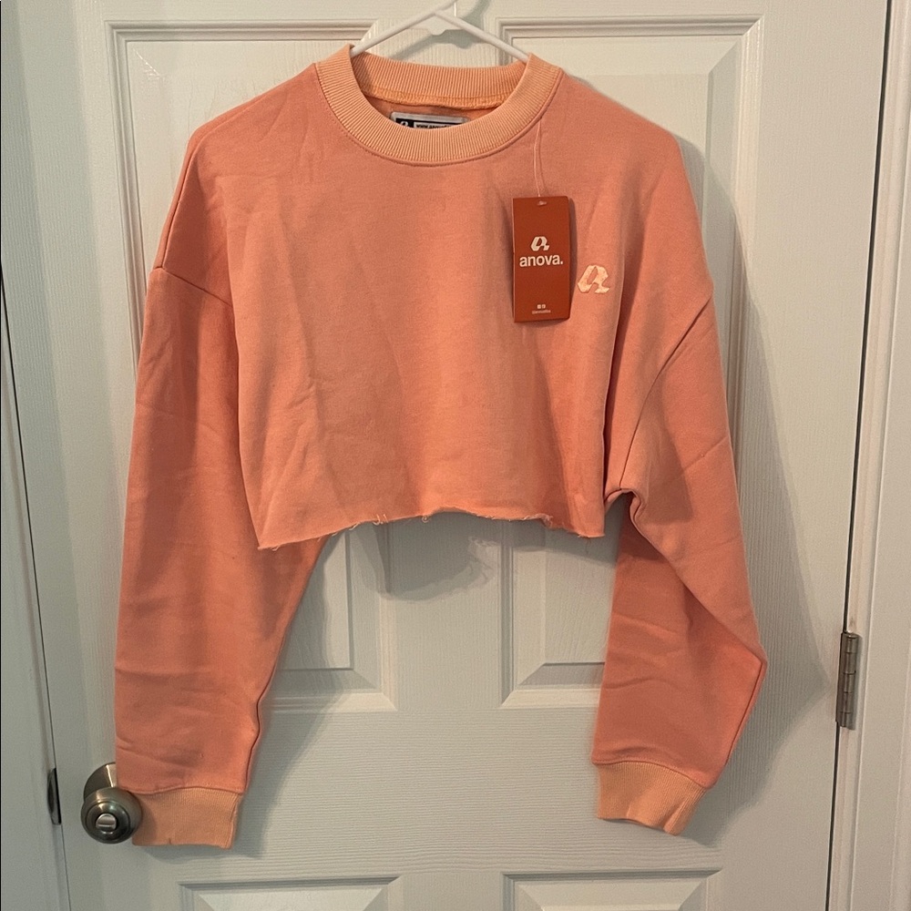 Women's Peach Cropped Sweatshirt